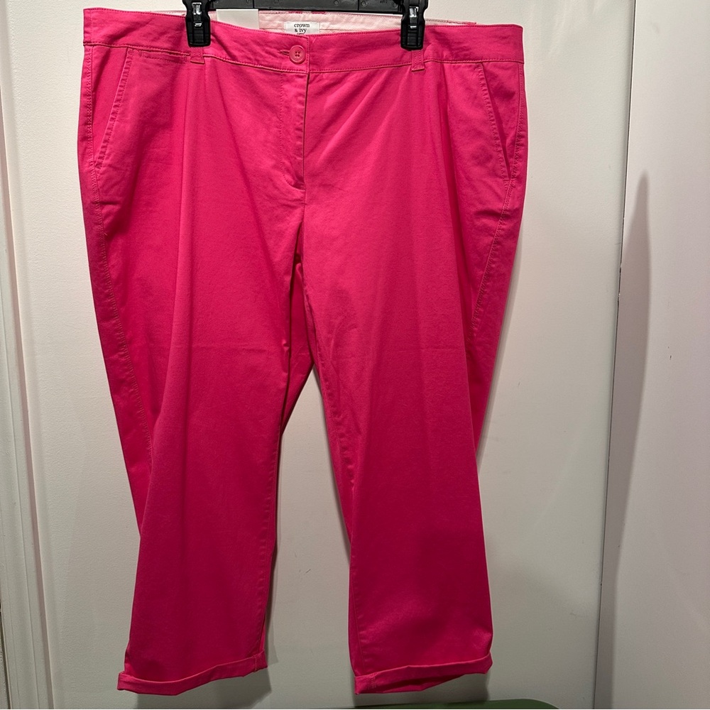NEW With Tags crown & ivy Bright Pink Cropped Ankle Pants - 18W